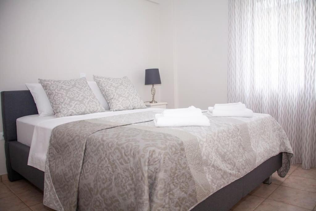 Olive House Apartment Каламата Екстериор снимка